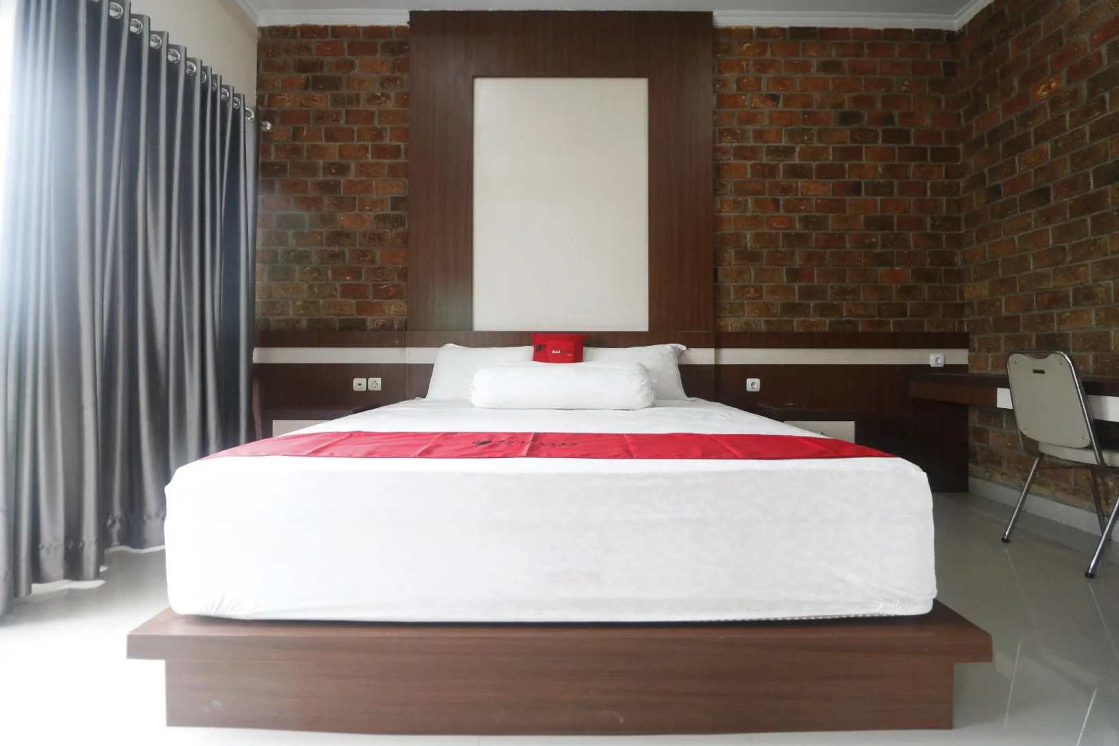 Foto - RedDoorz Plus near Kualanamu Airport Medan