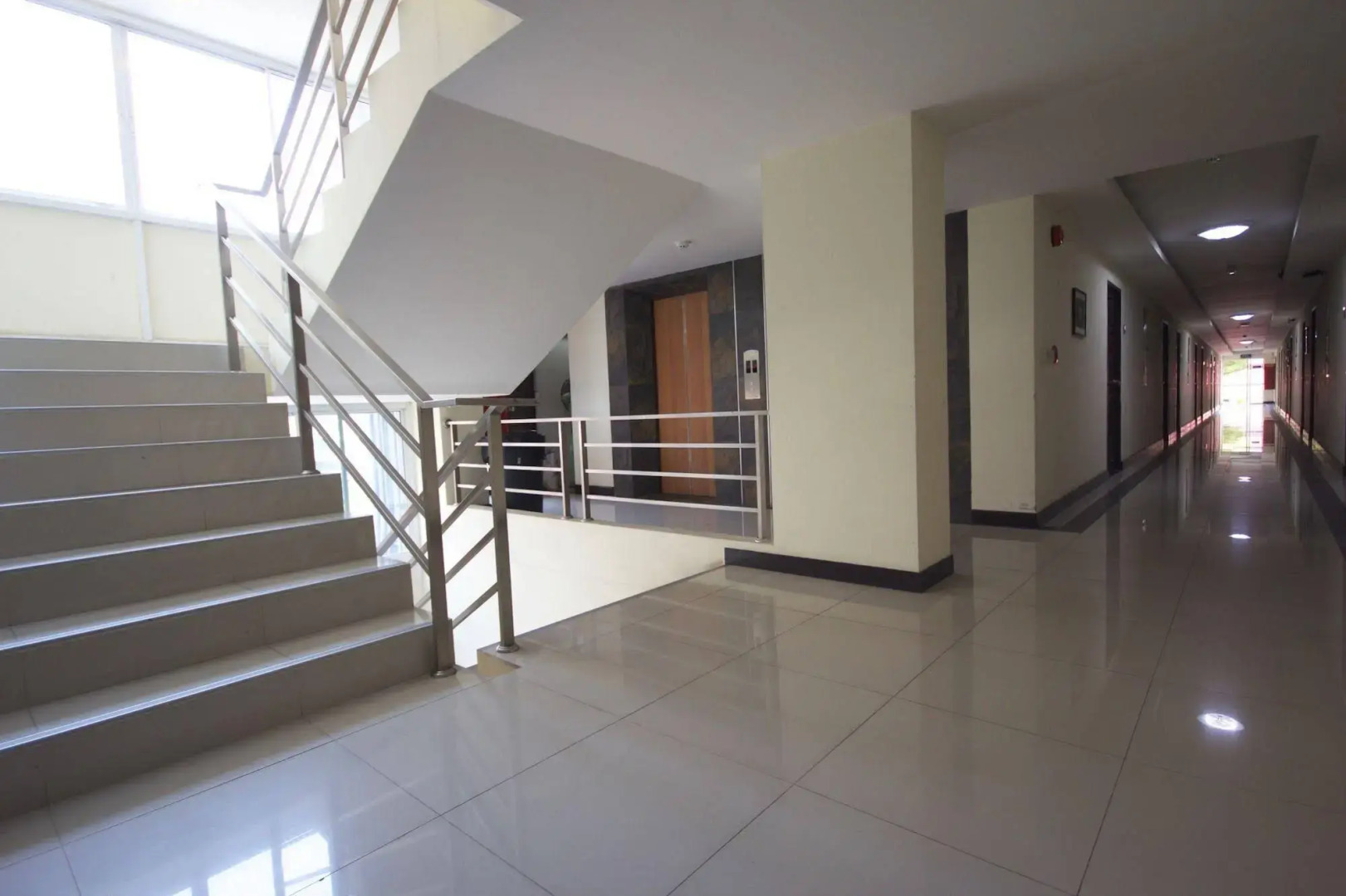 Foto - Airport Resident