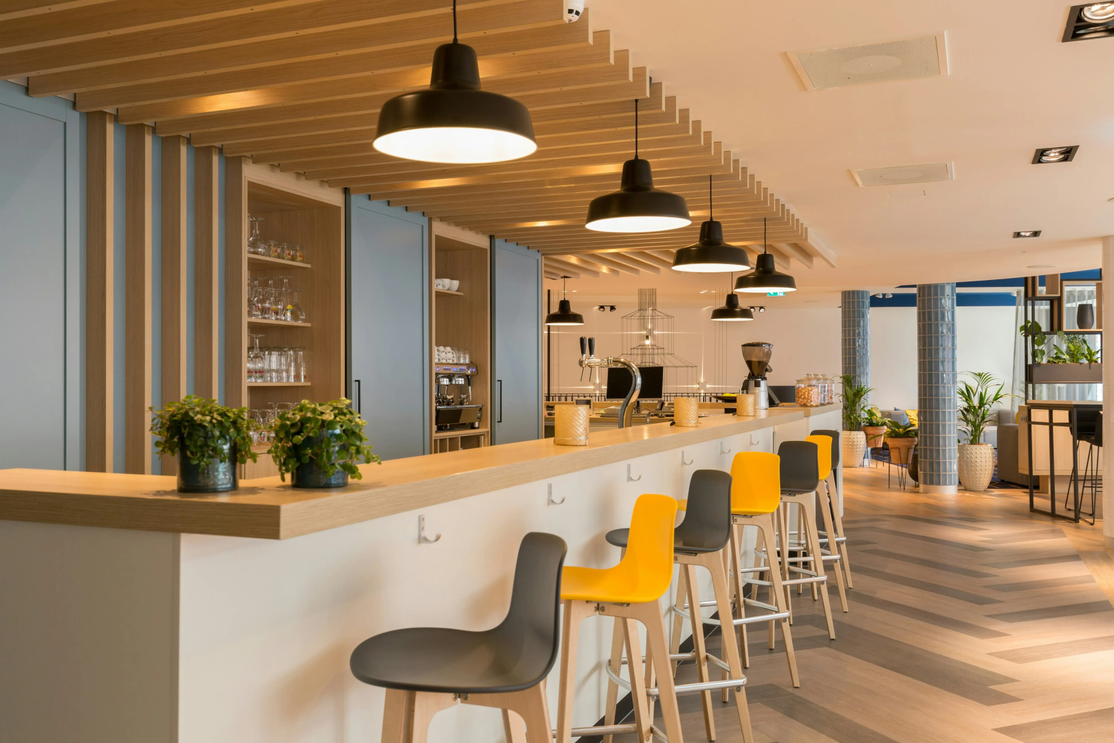 Photo - Hampton by Hilton Antwerp Central Station