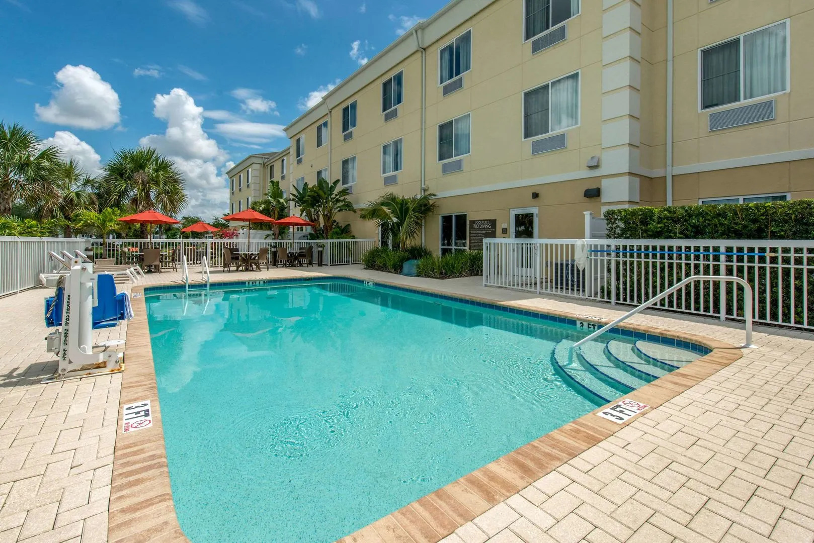 Photo - Comfort Suites Sarasota-Siesta Key