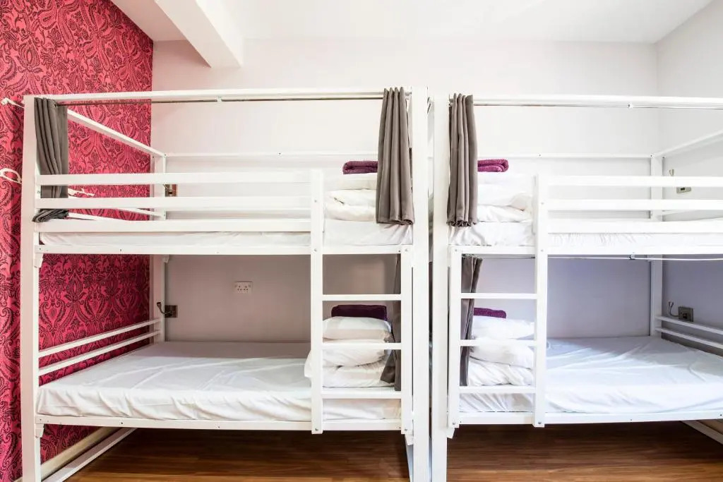 Photo - a&o Edinburgh City