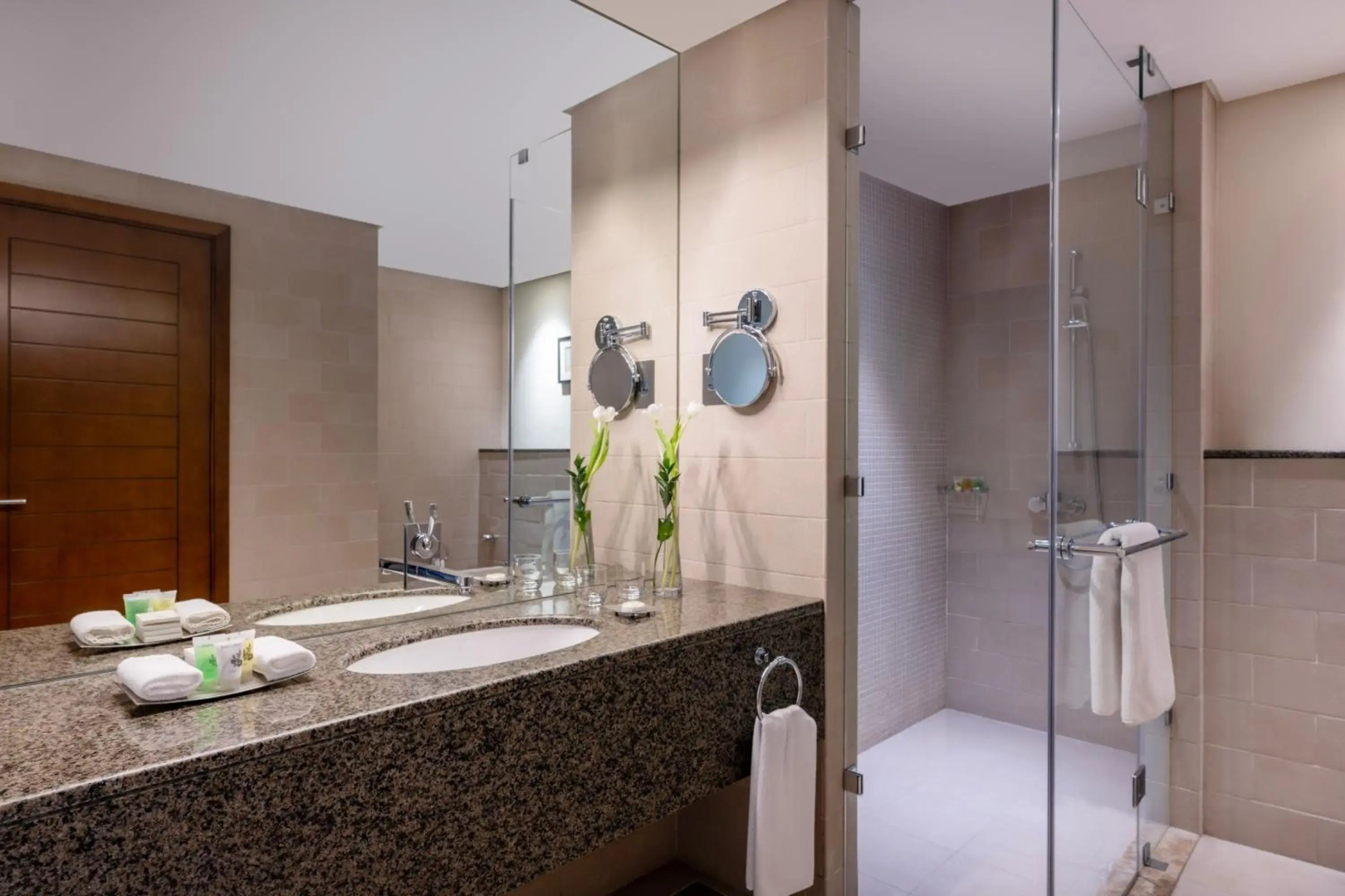 Foto - Grand Millennium Al Wahda Hotel and Executive Apartments Abu Dhabi