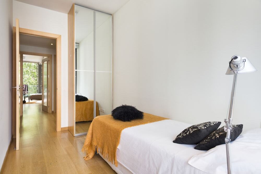 Photo - My Space Barcelona Pool City Center