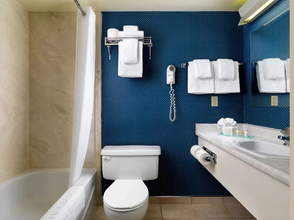 Photo - Huntingdon Hotel and Suites