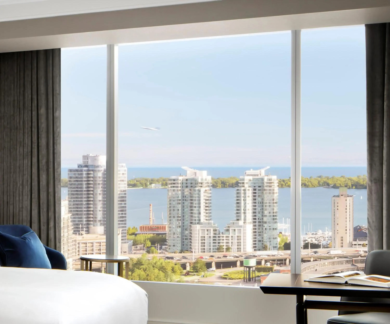 Photo - The Ritz-Carlton, Toronto