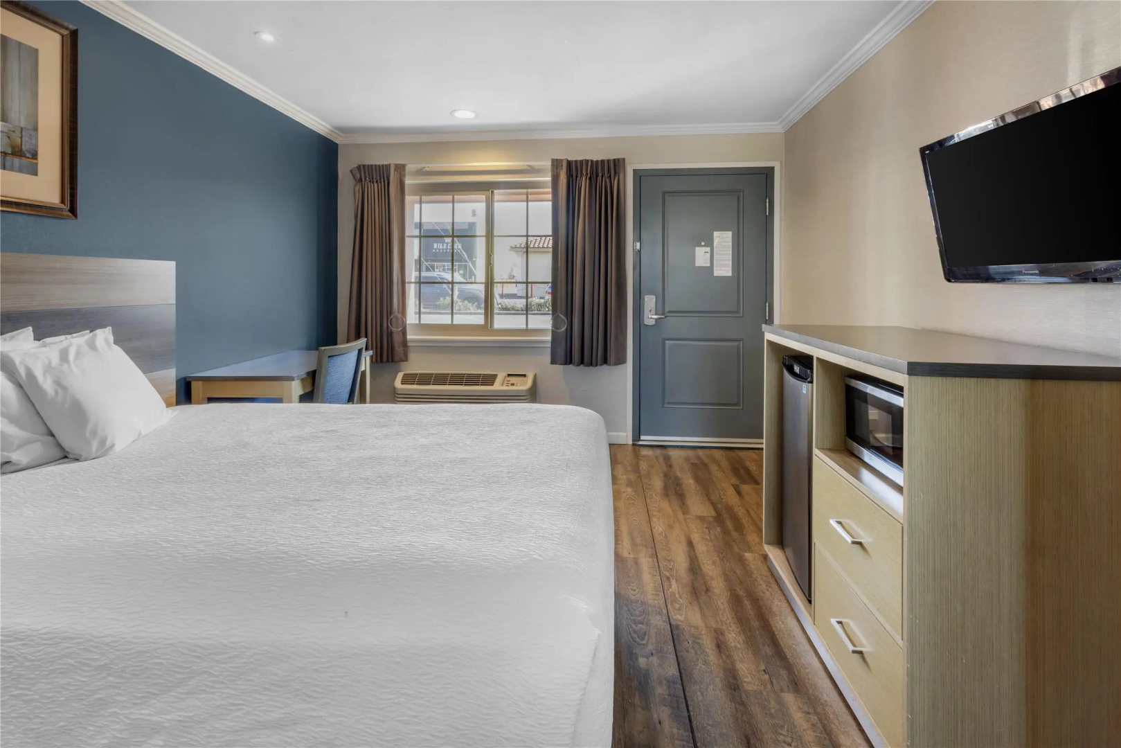 Photo - SureStay Hotel by Best Western San Rafael