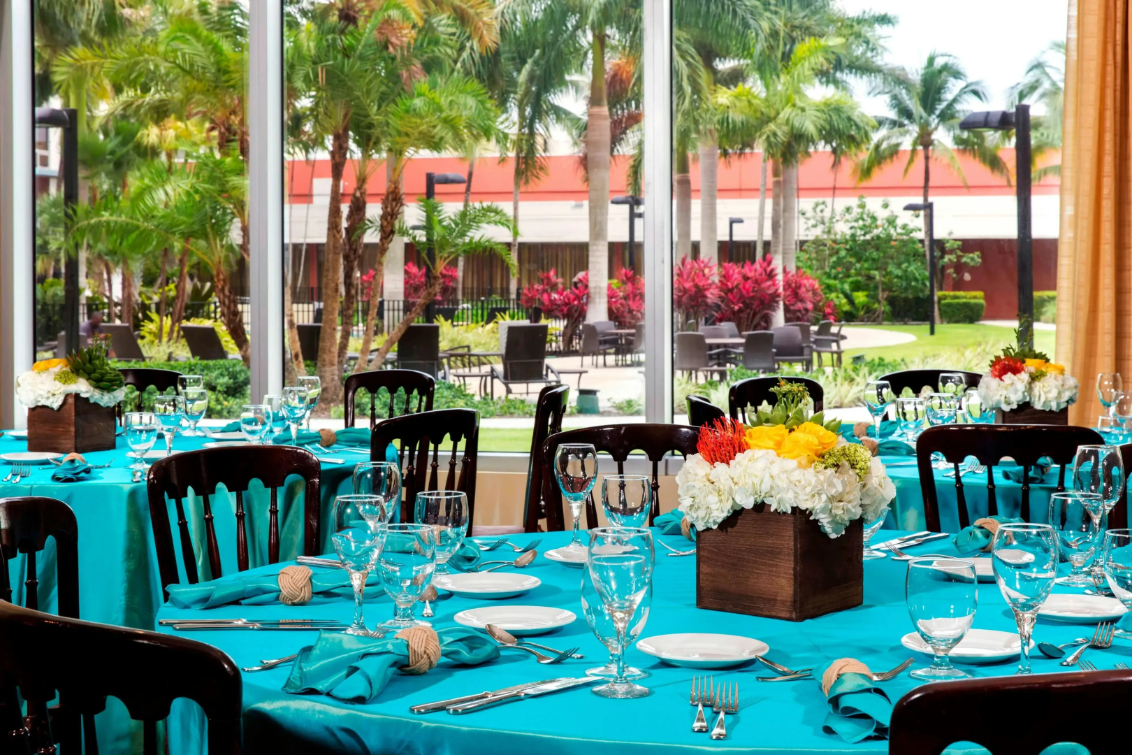 Photo - Courtyard by Marriott Miami Airport