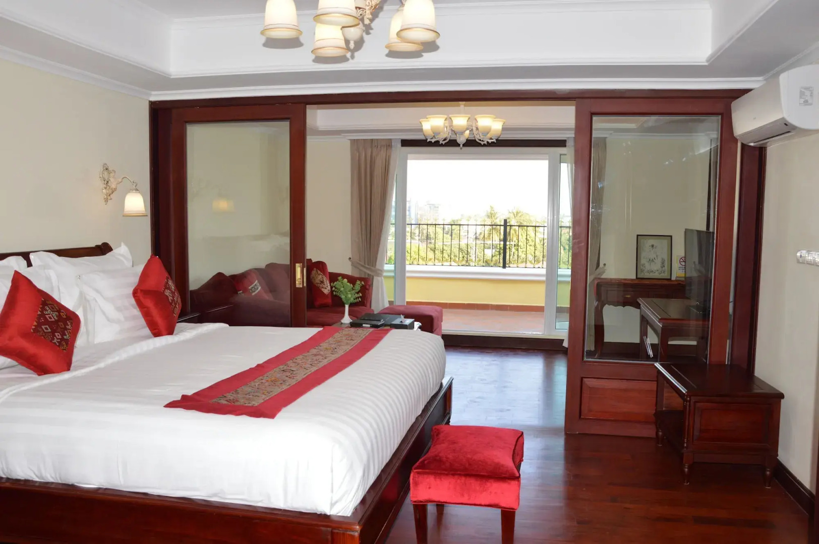 Photo - Phasouk Vien Chantra Hotel