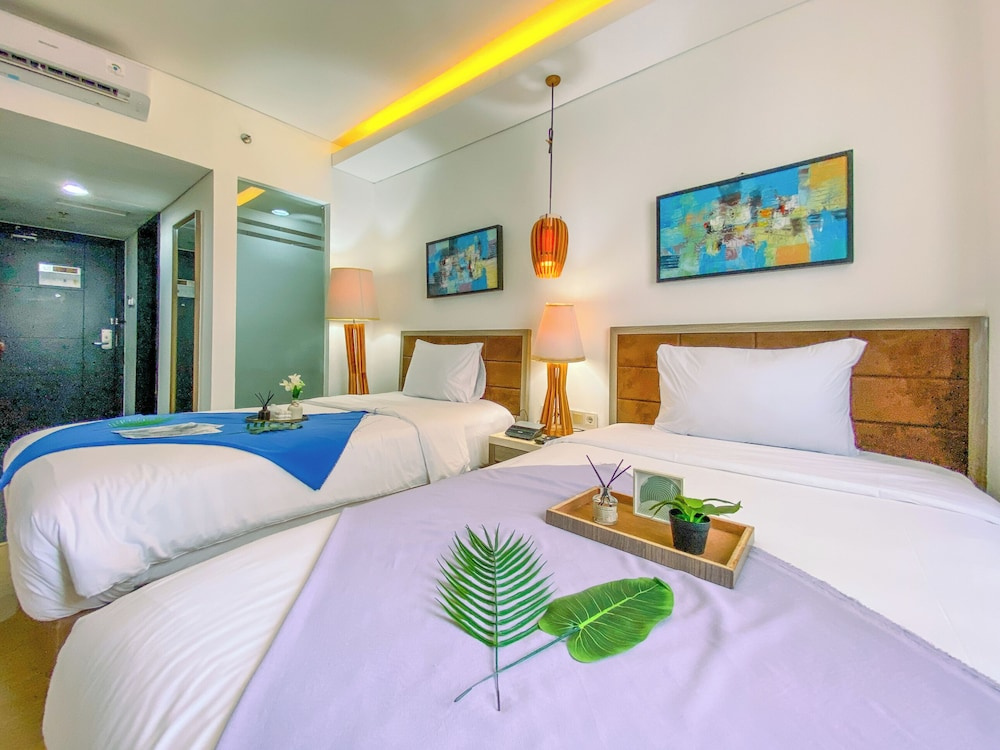 Comfortable Studio (No Kitchen) At Grand Palace Kemayoran Apartment
