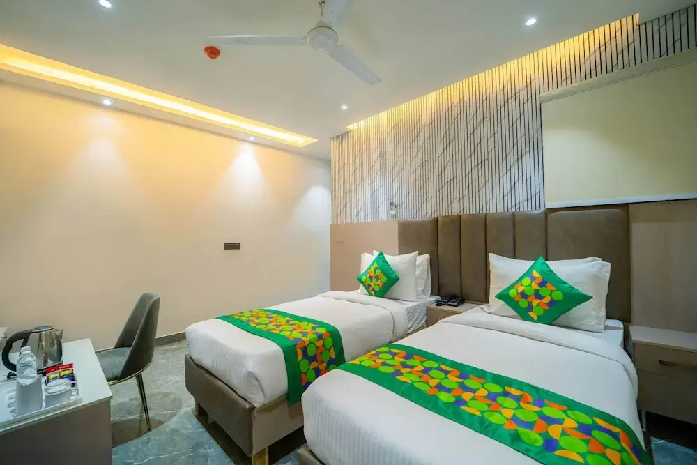 Foto - Treebo Gemstone