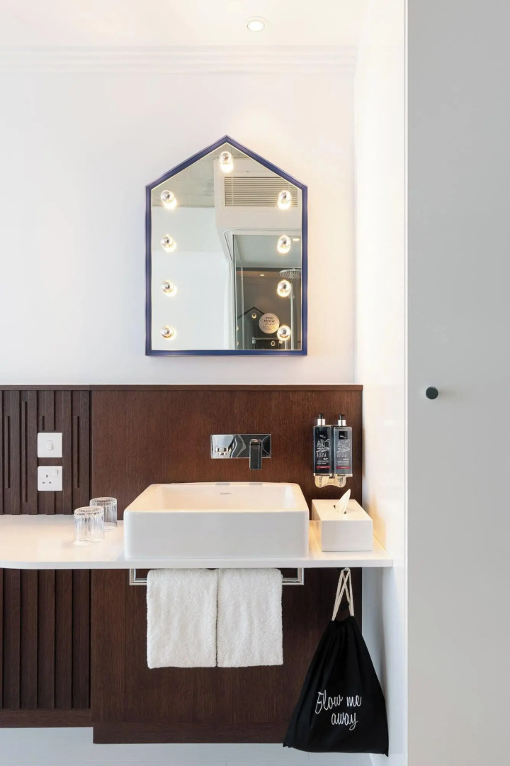 Photo - Ruby Zoe Hotel London