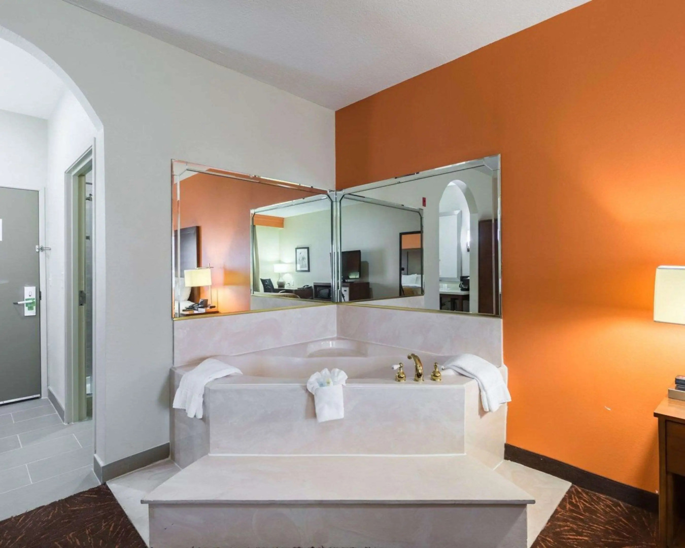 Foto - Econo Lodge Inn & Suites East Houston I-10