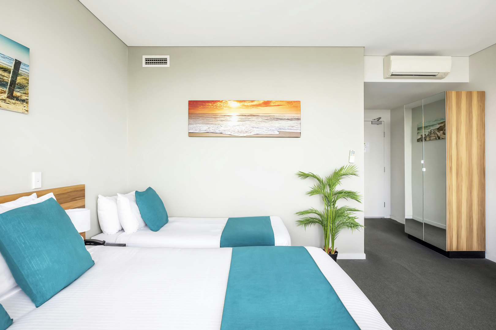 Photo - Metro Hotel Miranda