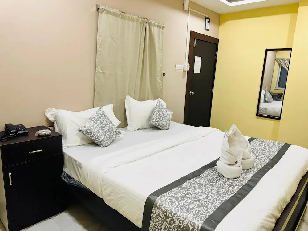 Photo - Hotel Hyderabad Pulse