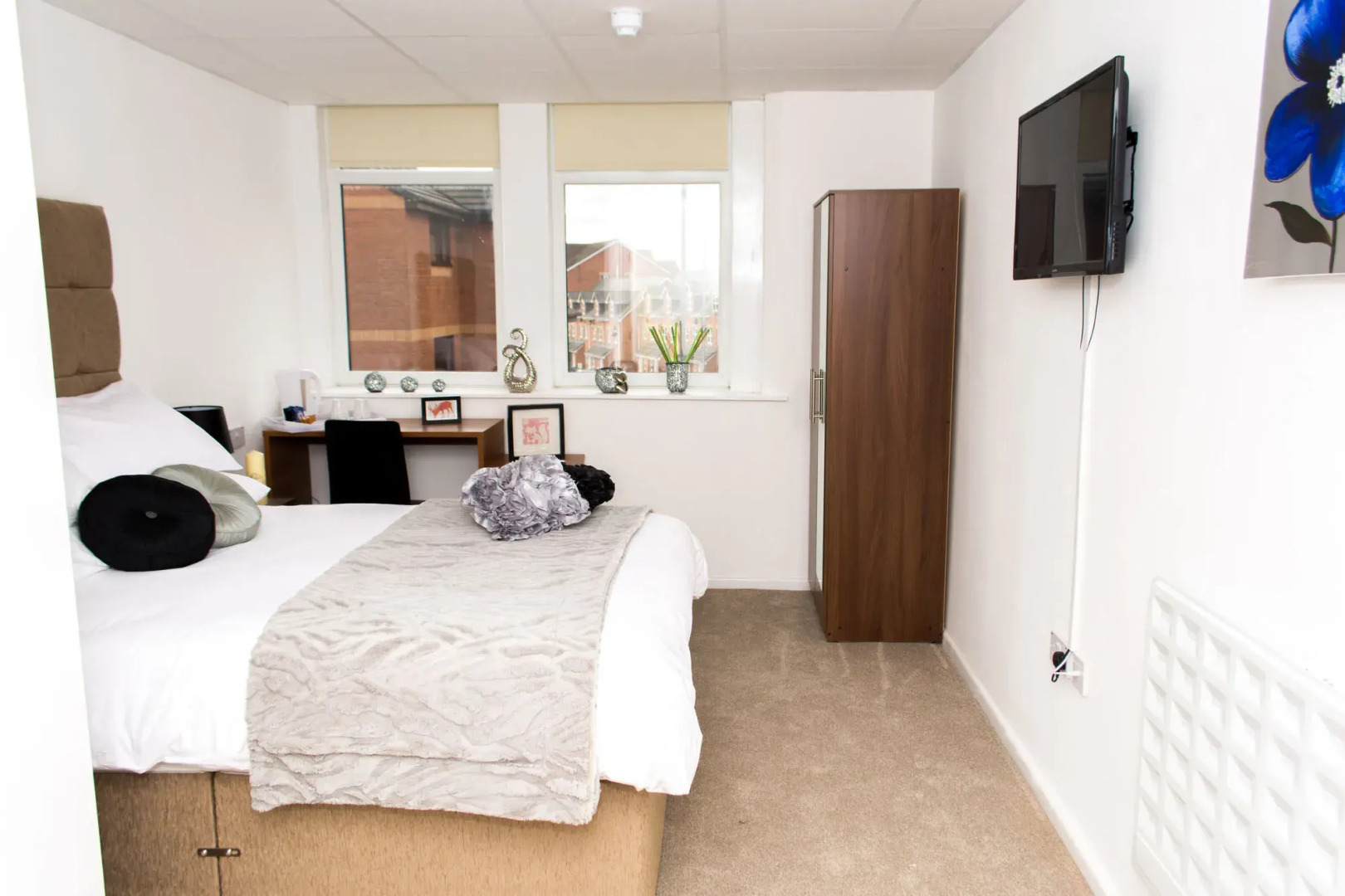 Photo - Parkview Residence