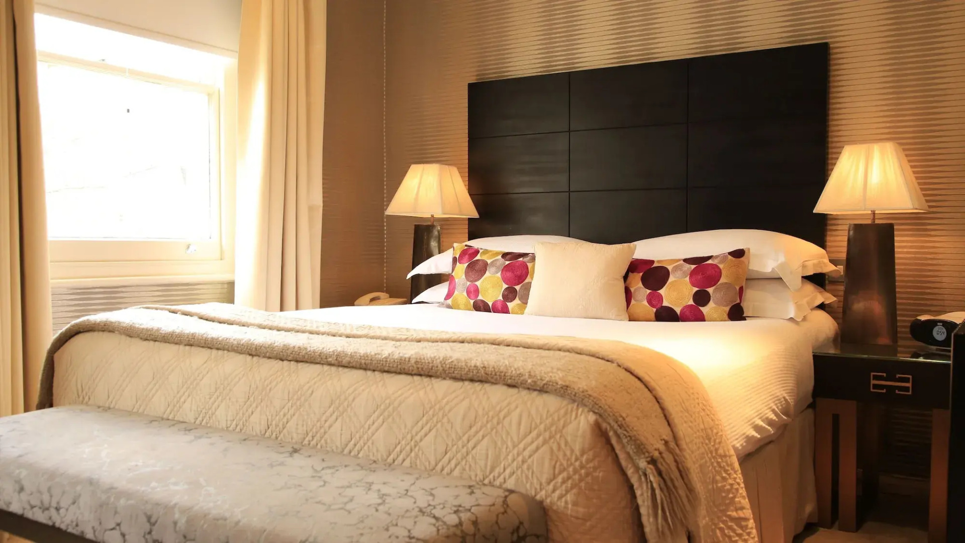 Photo - The Beaufort Hotel