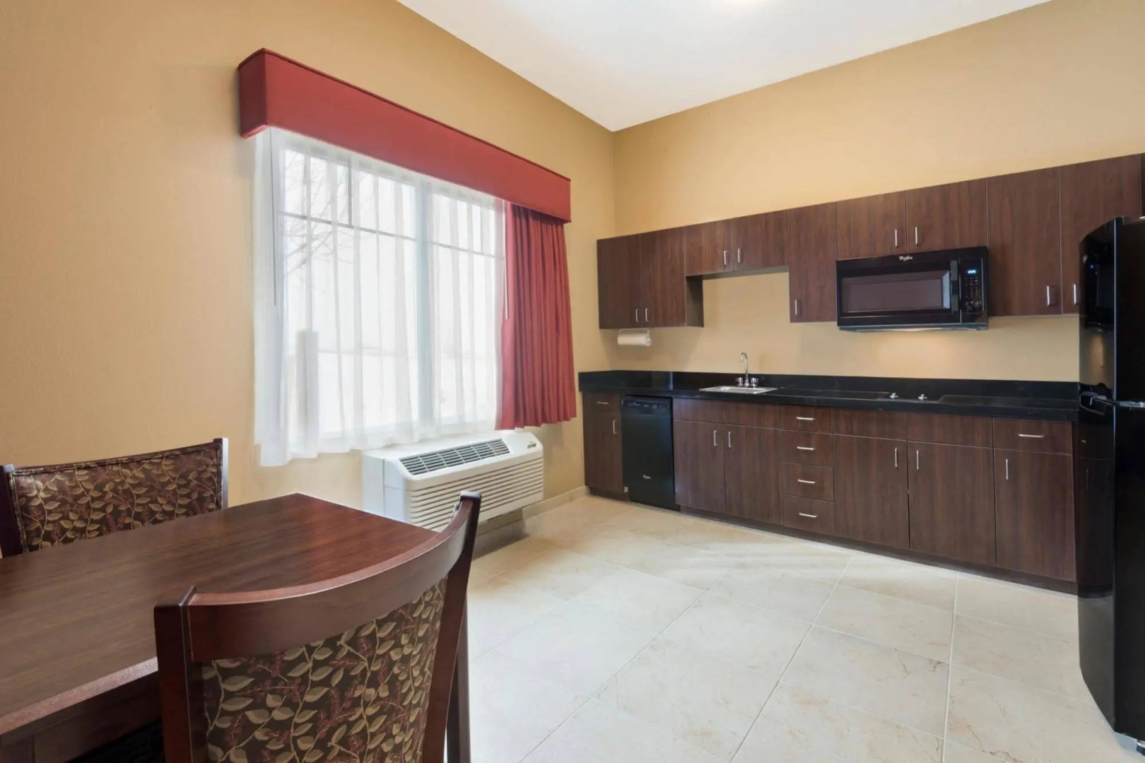 Foto - Best Western Plus Hudson Hotel & Suites