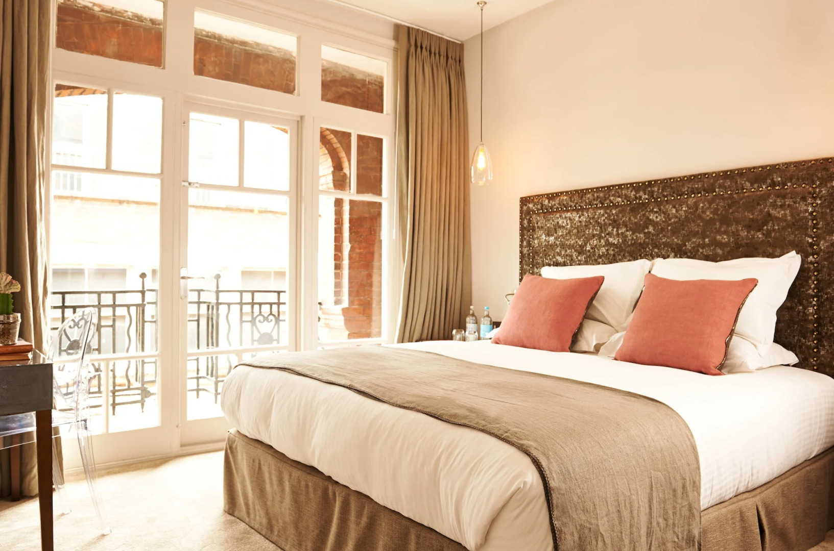 Photo - The Bull and The Hide