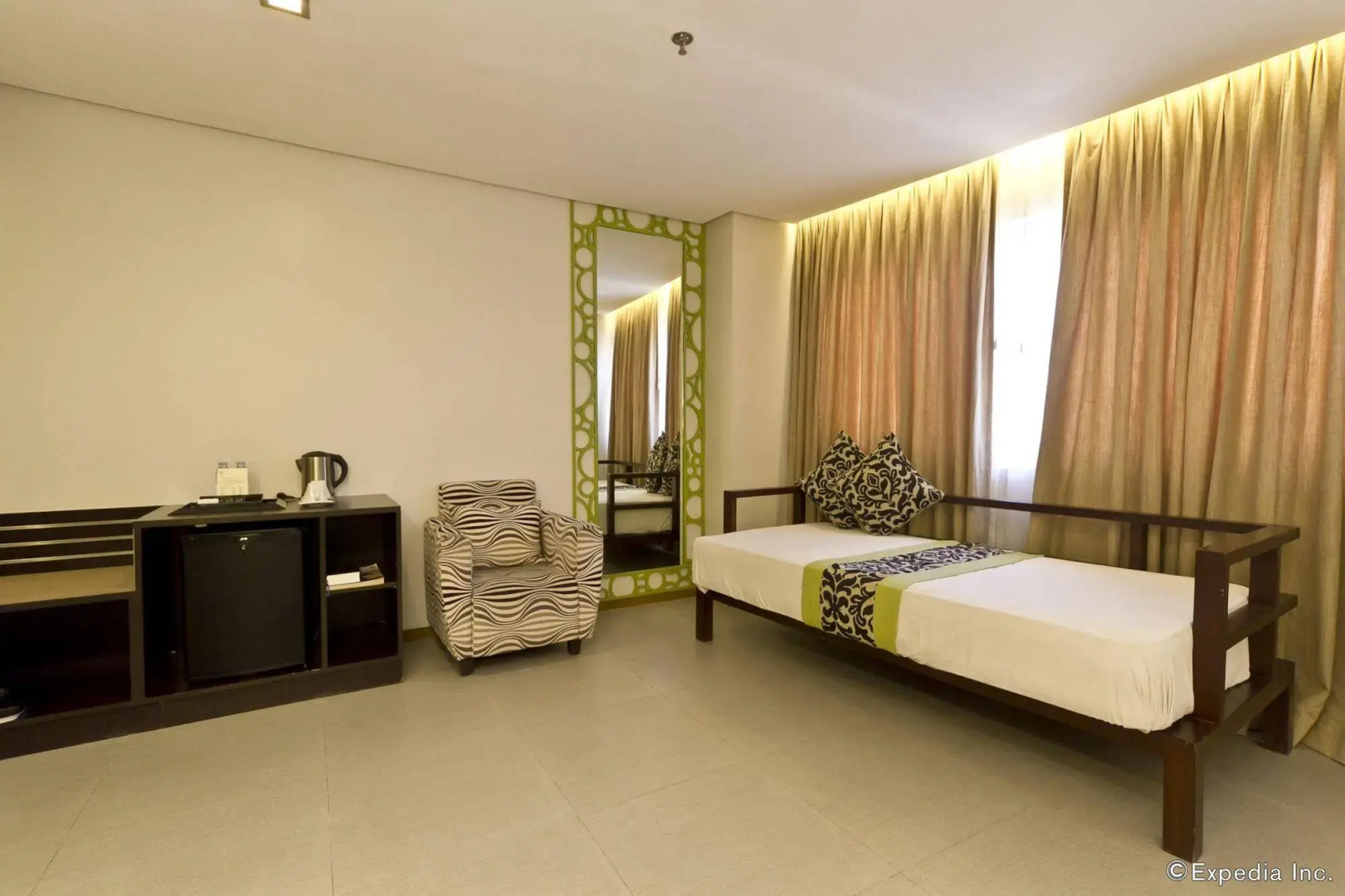 Photo - St Mark Hotel