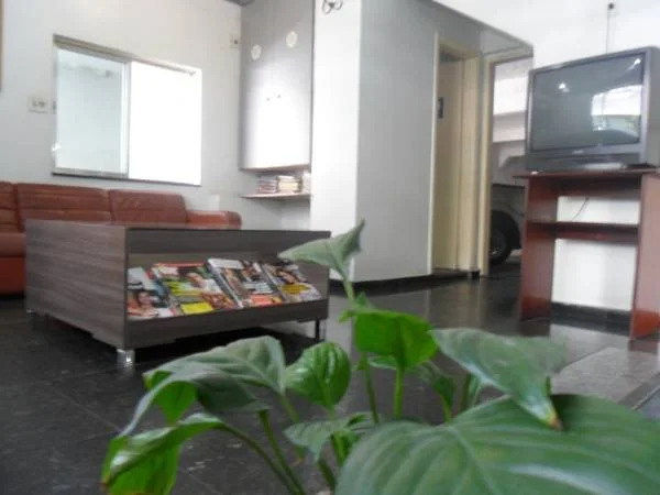 Photo - Center Plaza Hotel