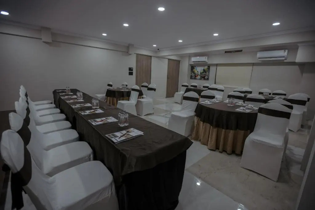 Foto - Biznotel by Pride Surat