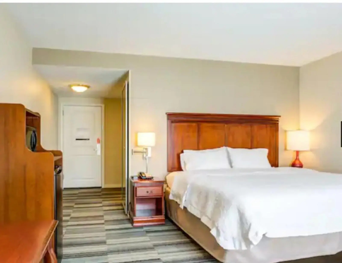 Photo - Hampton Inn & Suites Westford-Chelmsford