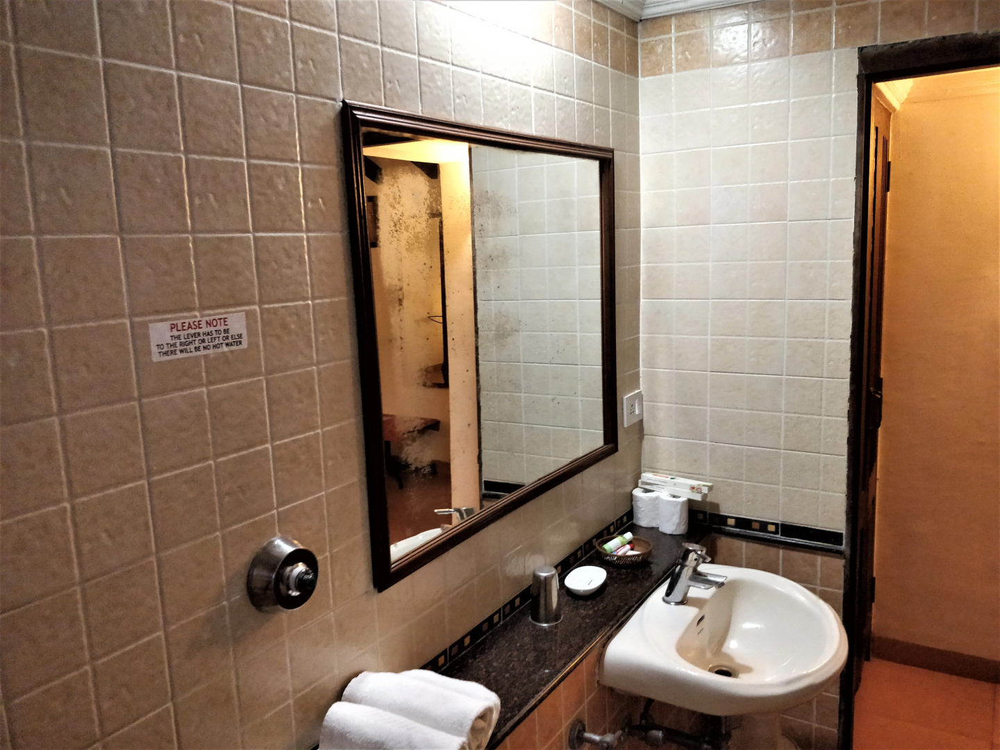 Photo - Granpa's Inn Hotel Bougainvillea