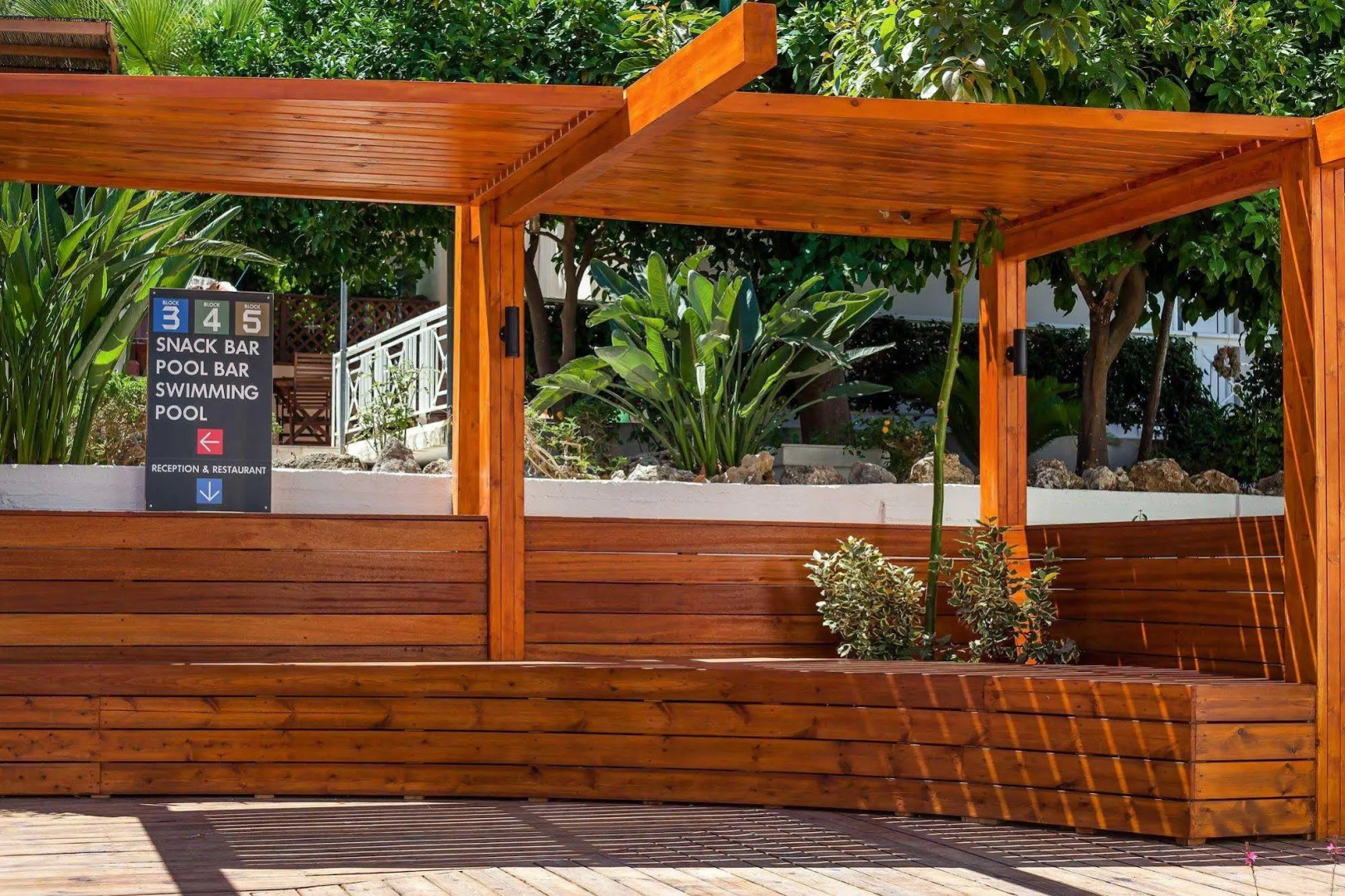 Photo - Sunny Days Hotel