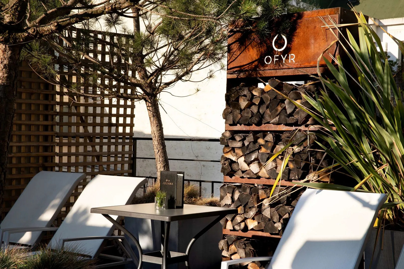 Photo - The One Alma Paris