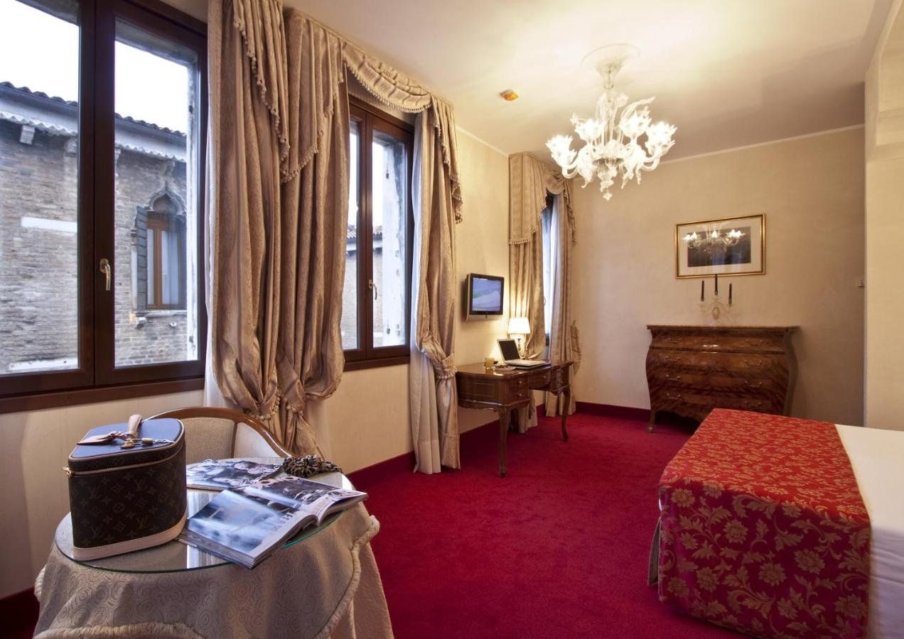 Photo - Hotel Al ponte dei sospiri