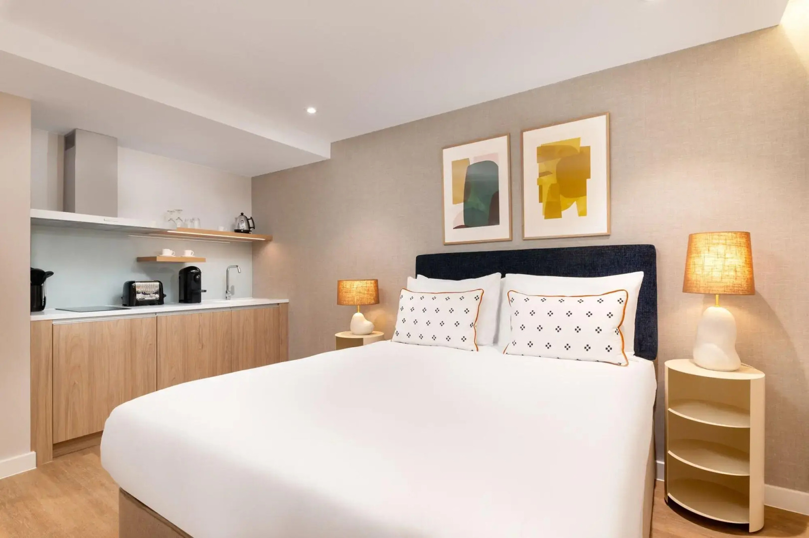 Photo - The Lincoln Suites