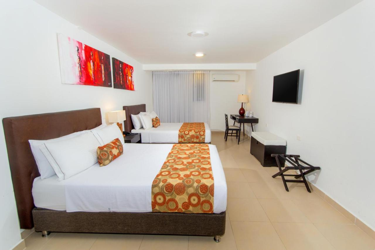 Photo - Hotel Playa Club