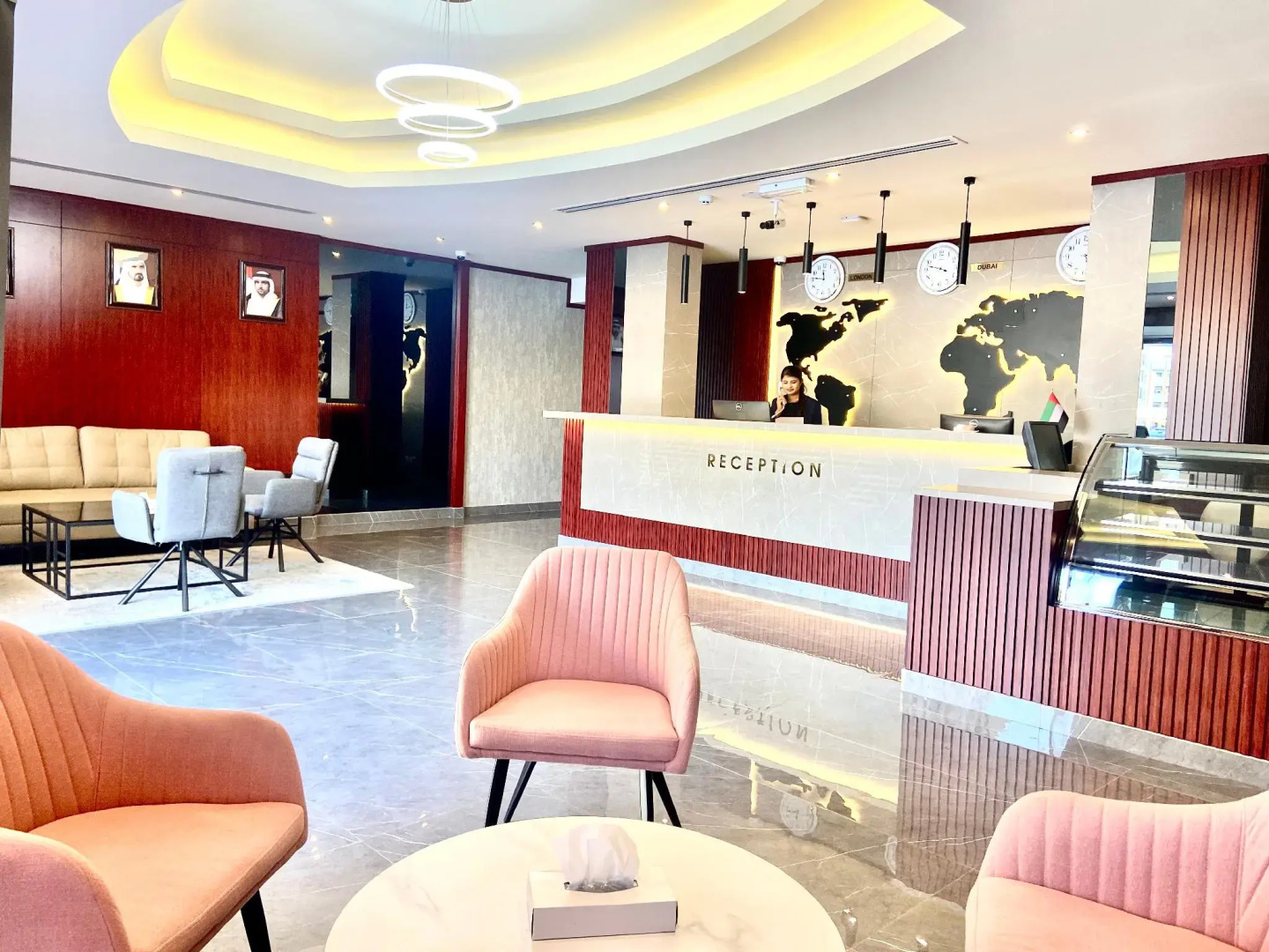 Photo - Concorde Inn Hotel