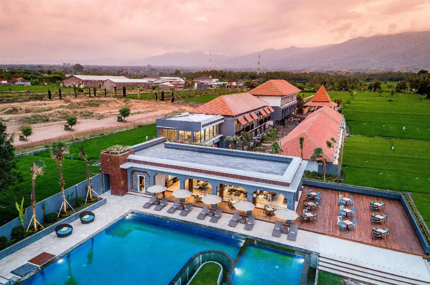 Photo - Lovina Beach Club & Resort