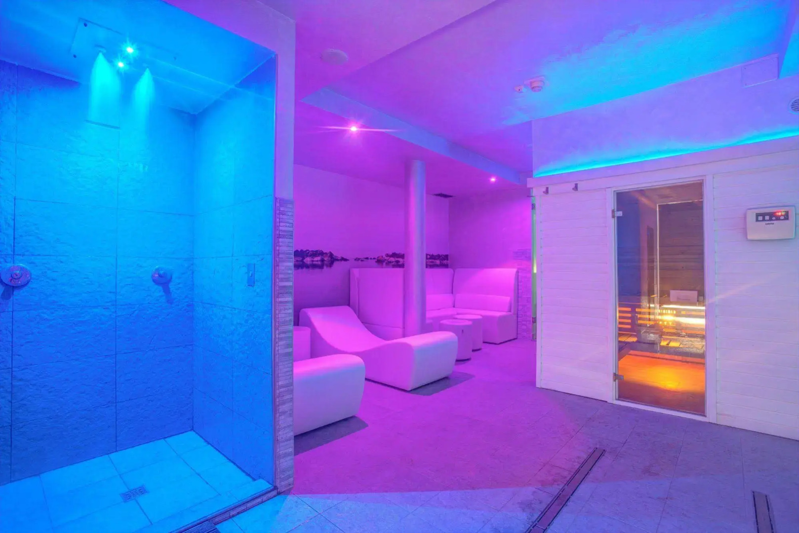 Foto - Ferretti Beach Hotel