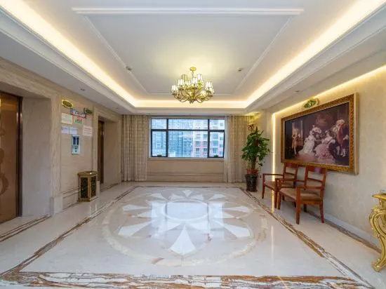 Vienna International Hotel (Luzhai County Government Administrative Plaza Branch)