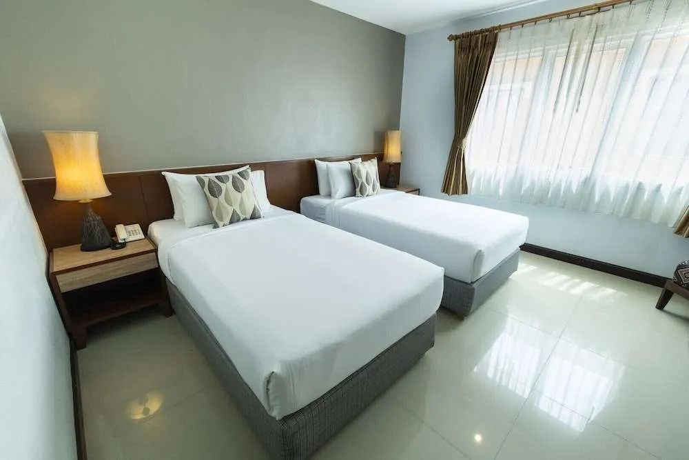 Photo - Sabai Sabana