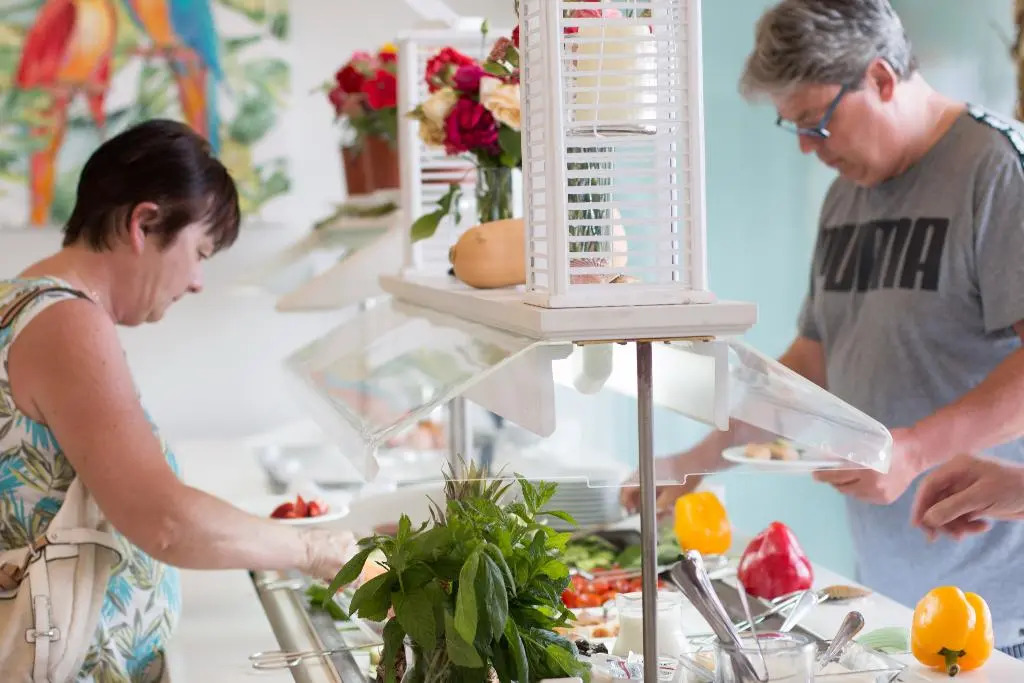 Photo - Palm Beach Hotel Apartments