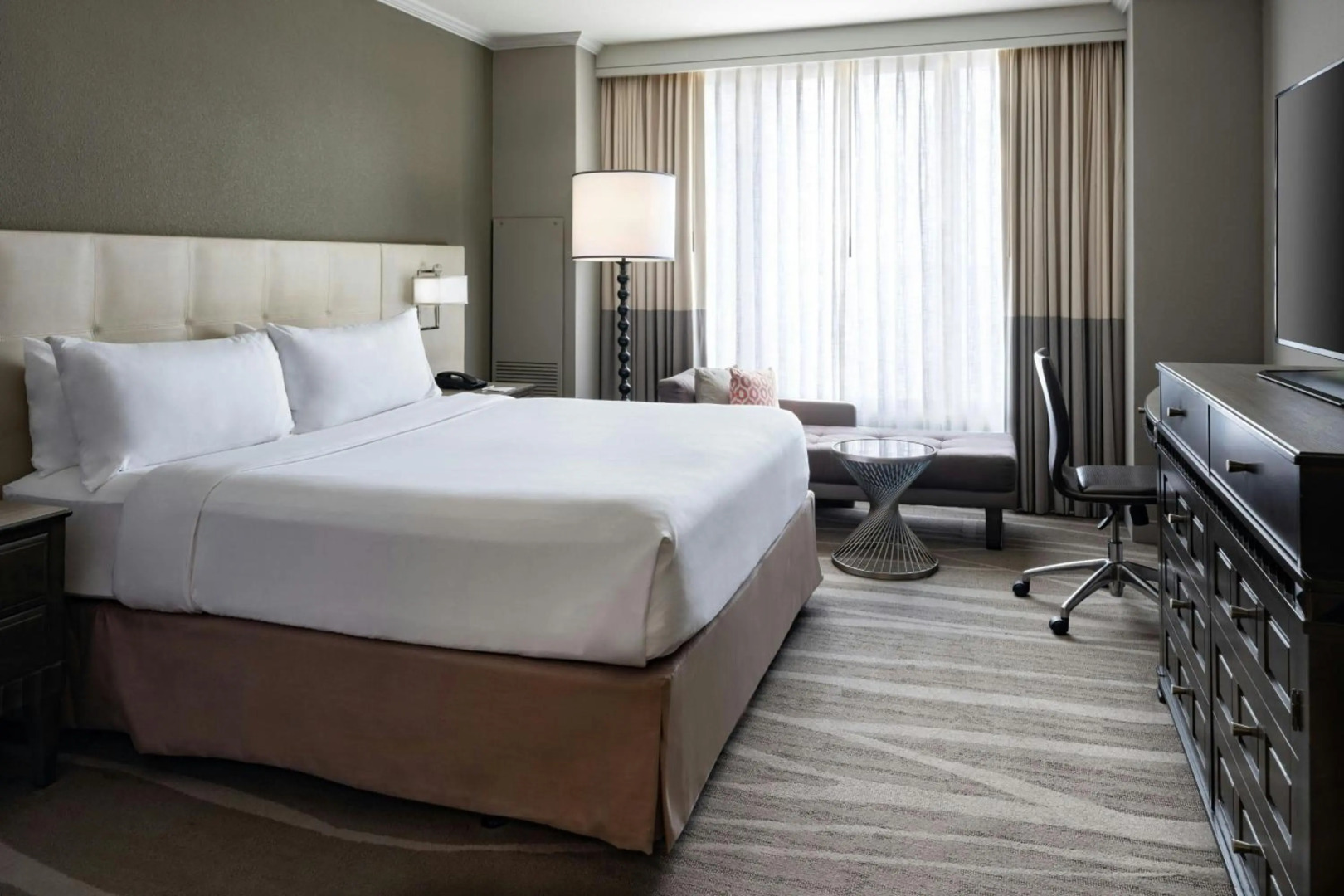 Photo - Renaissance Tampa International Plaza Hotel