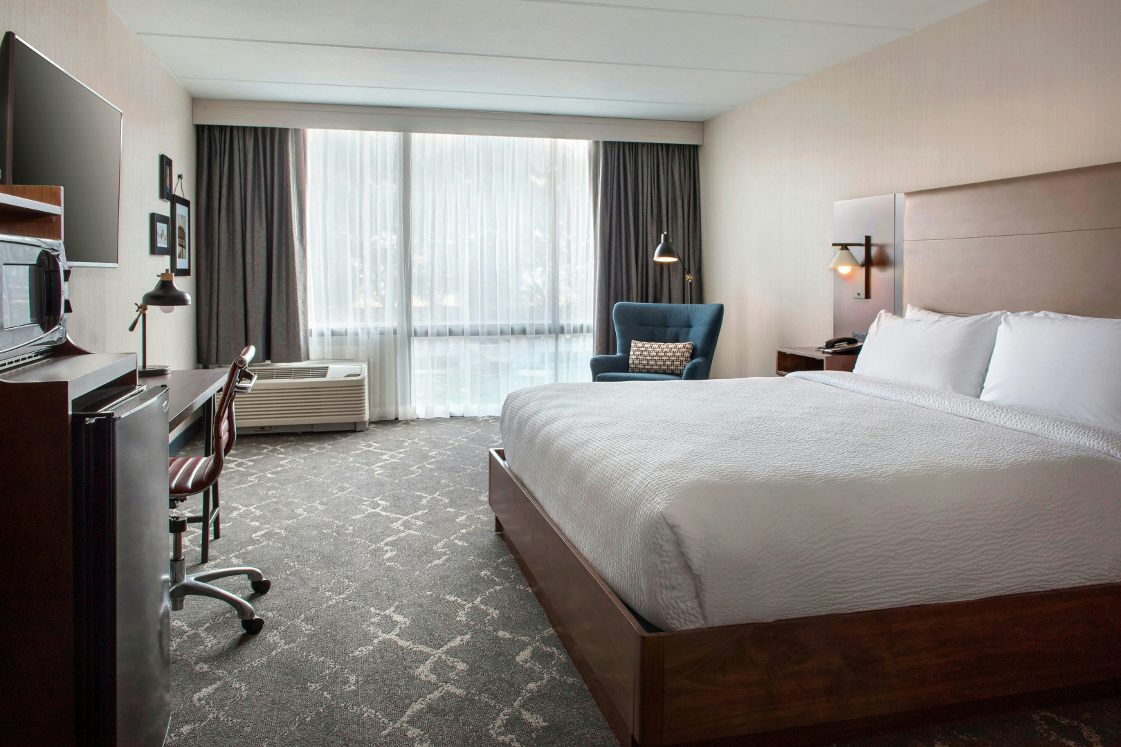 Photo - Four Points by Sheraton Philadelphia Northeast