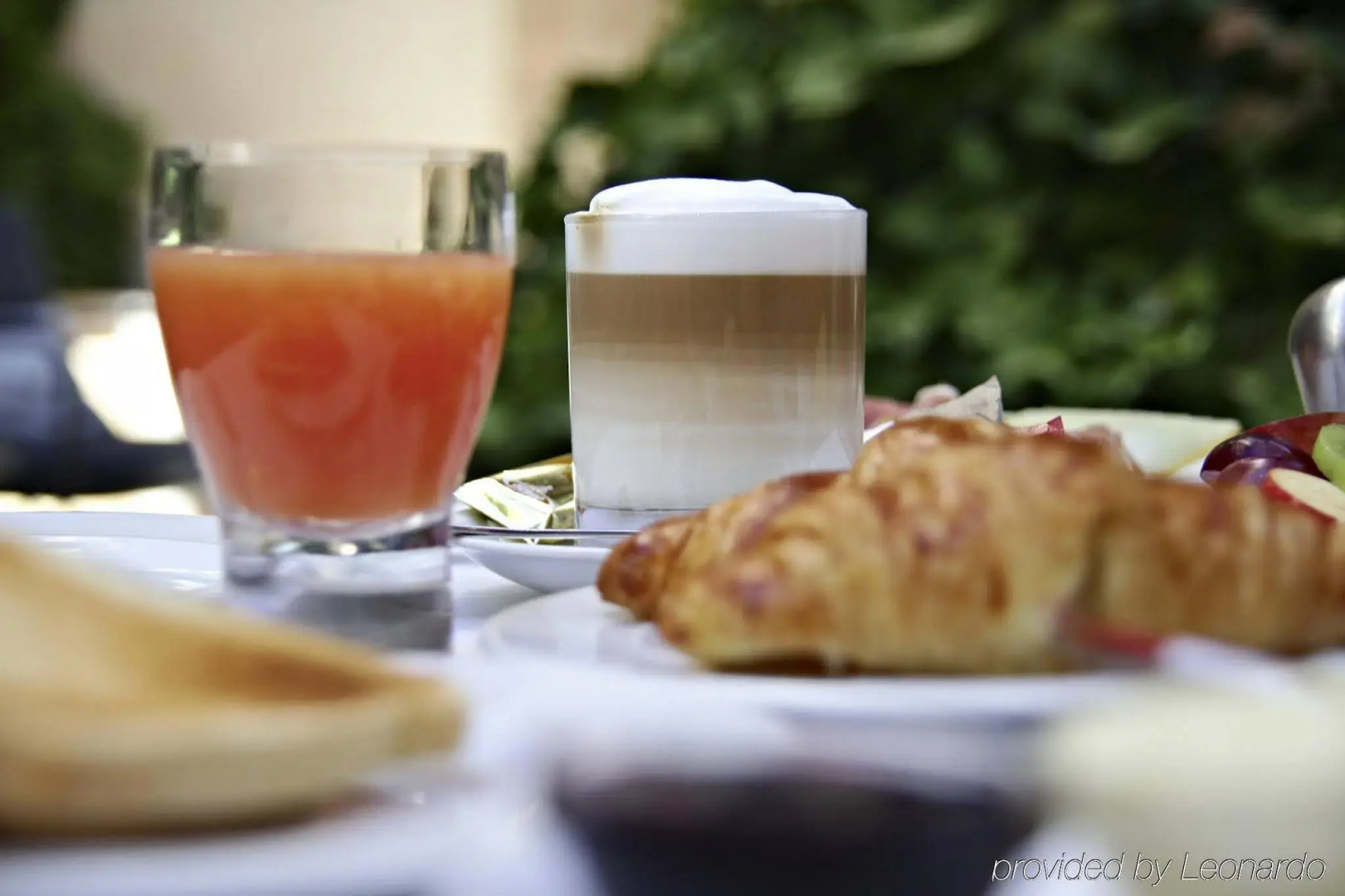 Foto - Petit Palace Hotel Tres