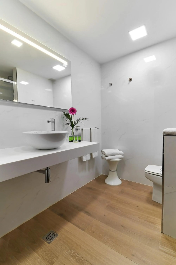 Photo - B&B HOTEL Zaragoza Royal