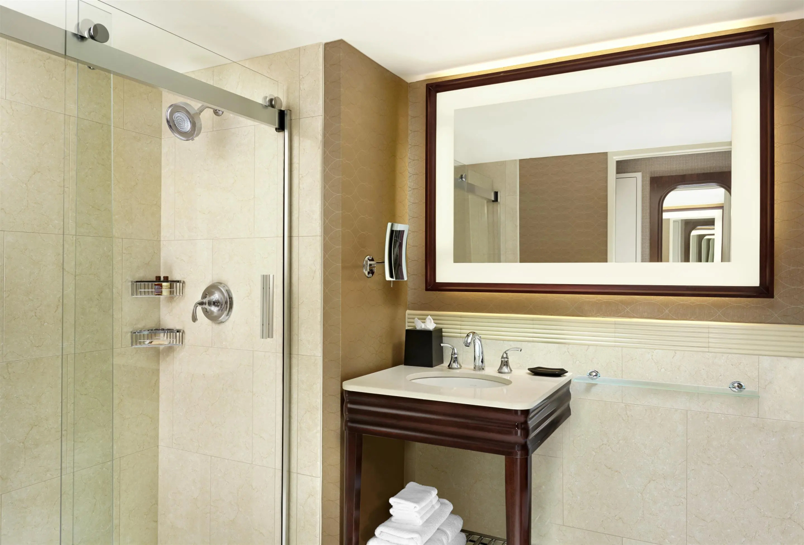 Photo - Sheraton Centre Toronto Hotel