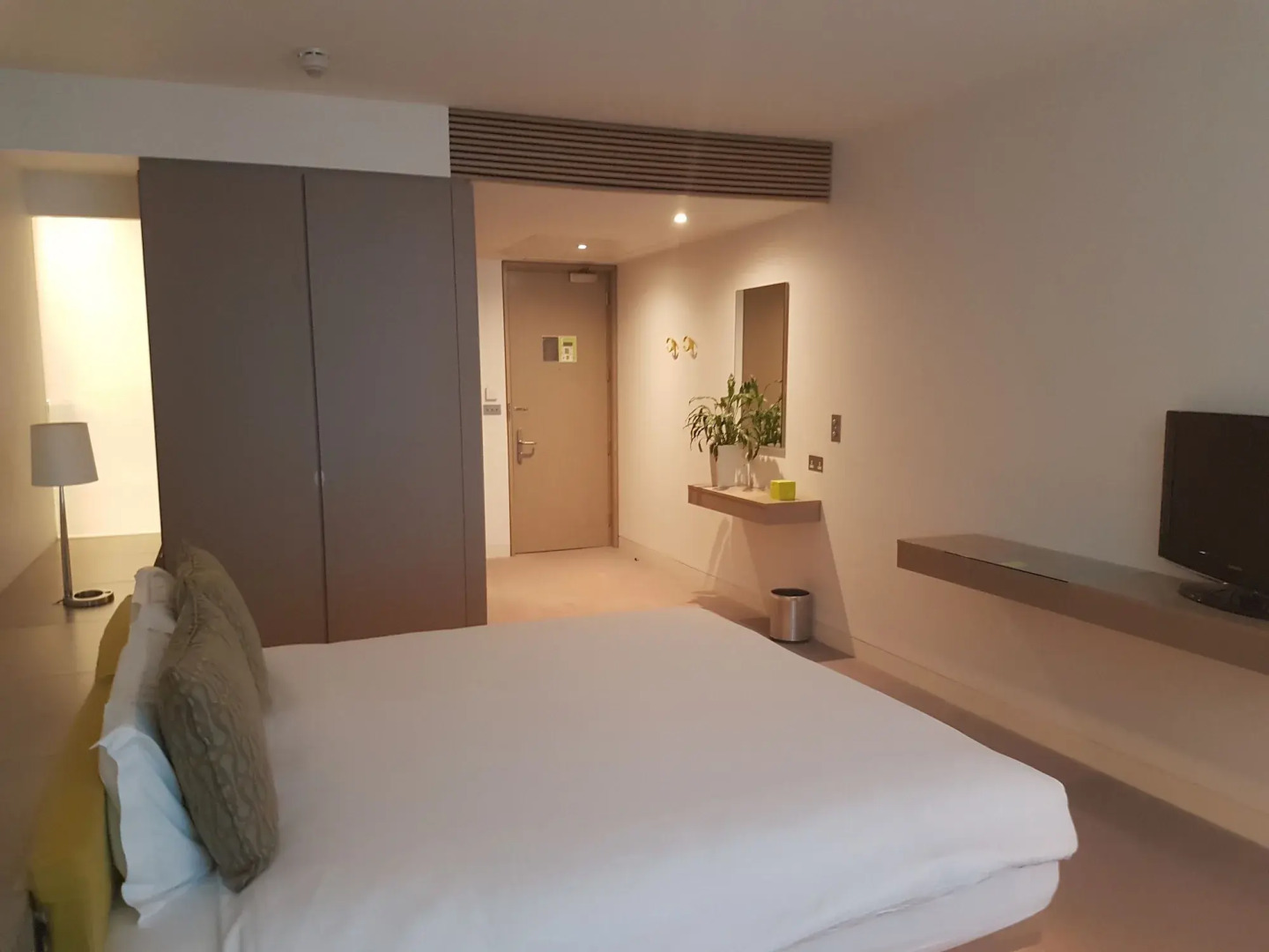 Photo - The Gibson Hotel