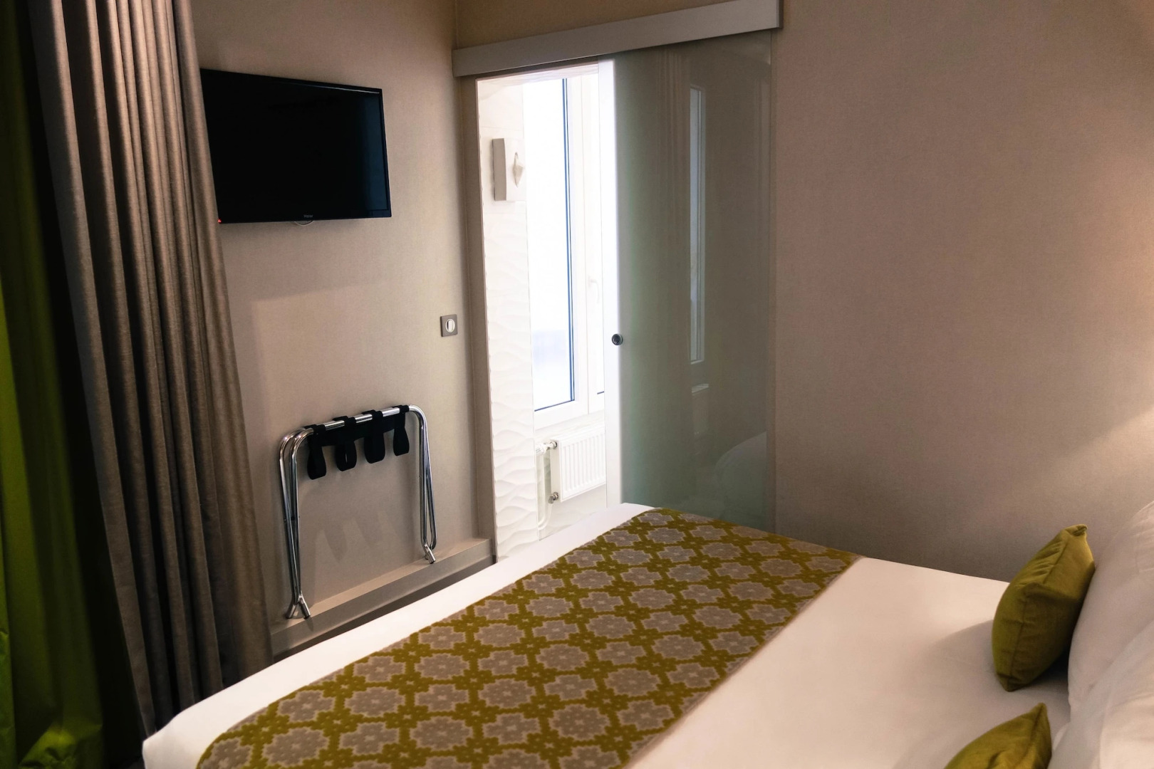 Photo - Prince Albert Wagram