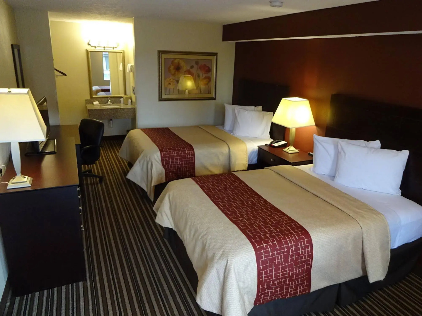 Photo - Red Roof Inn Indianapolis - Castleton