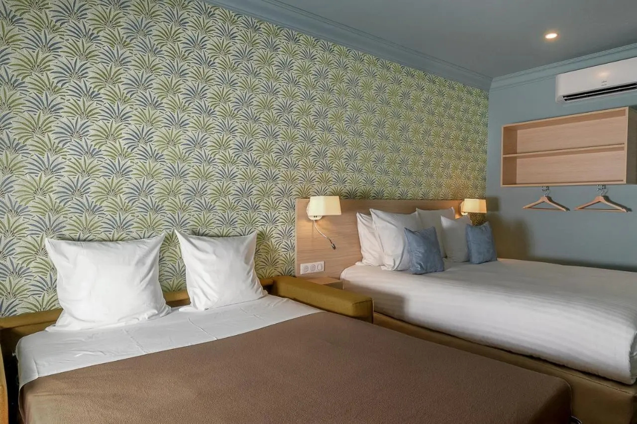 Photo - Hotel Du Centre, un hotel AMMI