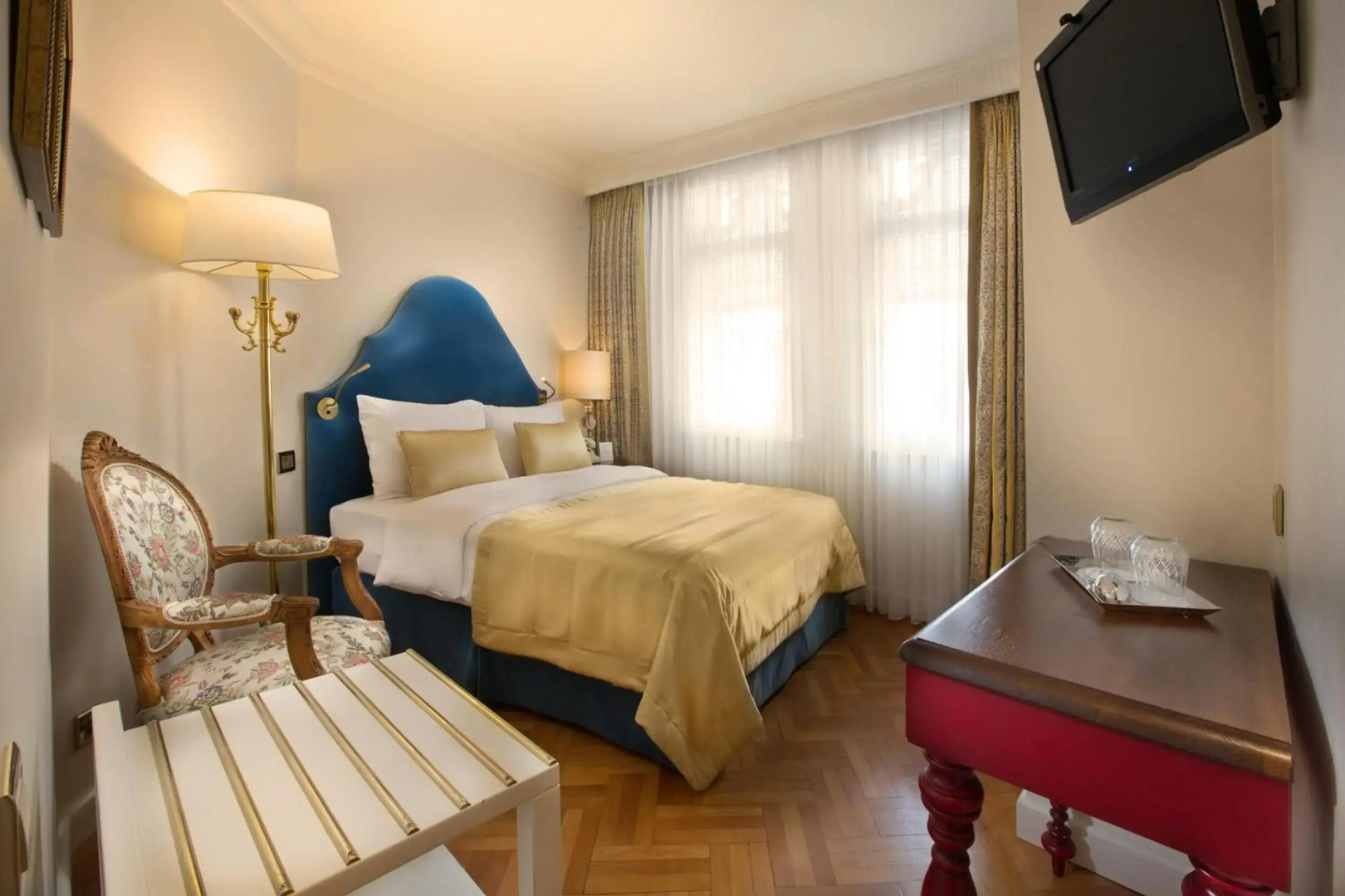 Photo - Valide Sultan Konagi