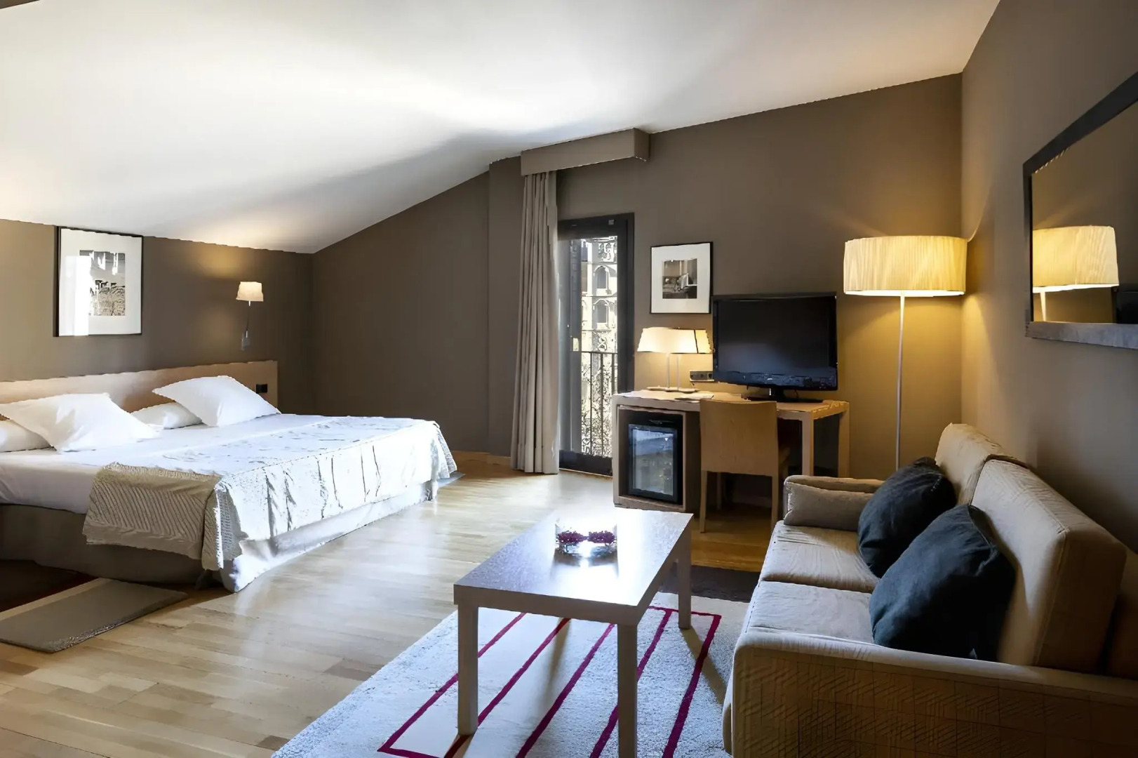 Photo - Parador De La Seu D'urgell