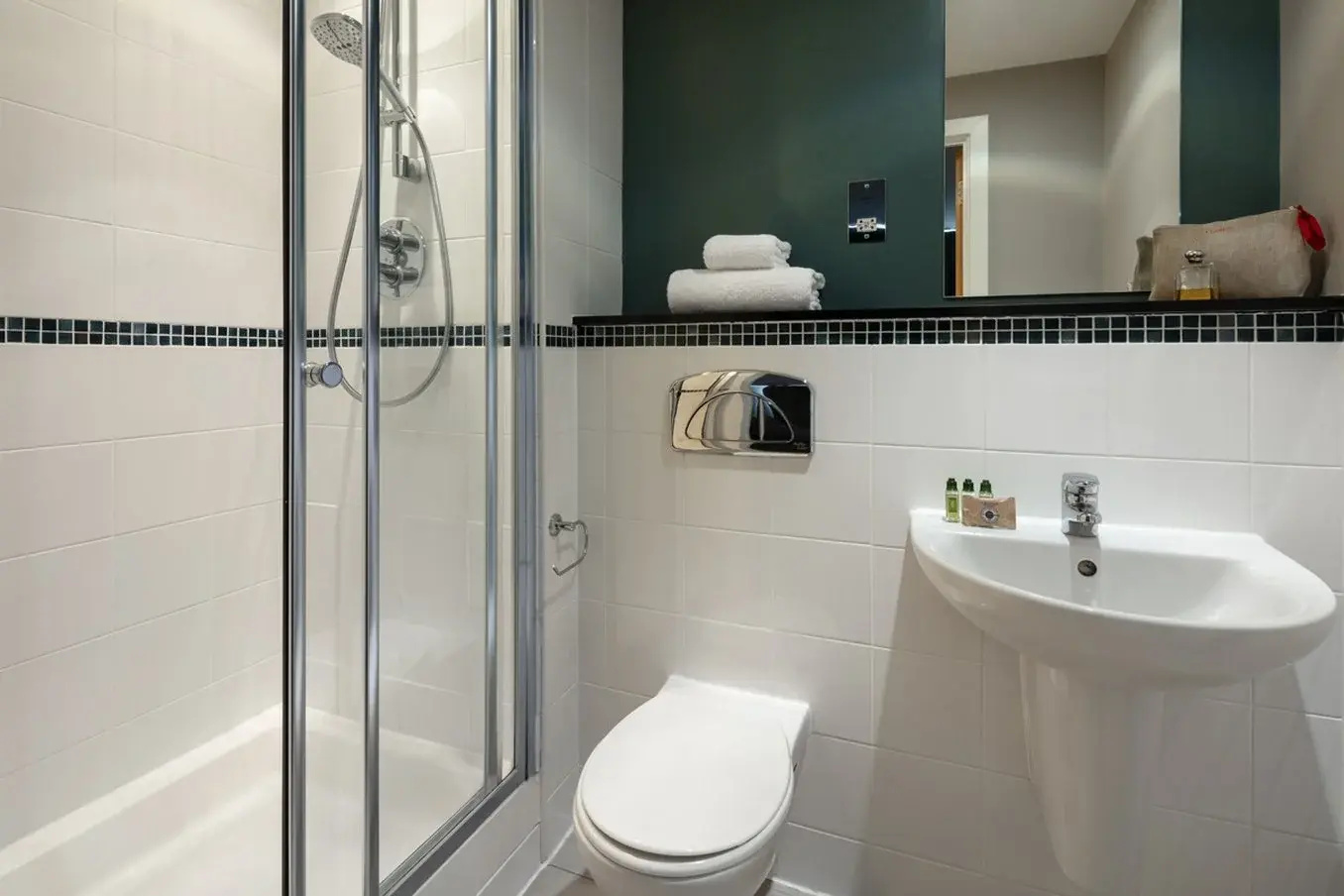 Photo - Marlin Apartments Commercial Road - Limehouse